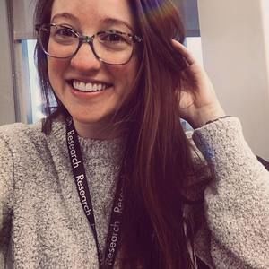 Meet your Posher, Danielle